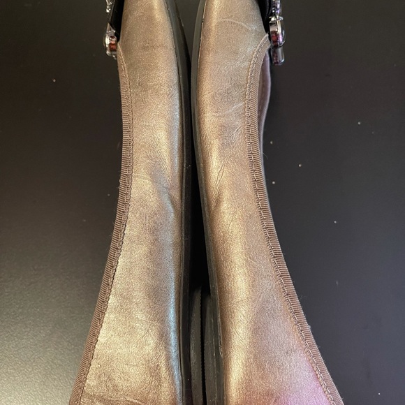 2 pair bundle of Women’s dressy Ballet flats - Picture 4 of 9